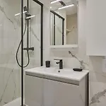 Appartement Center Of By Prestige *