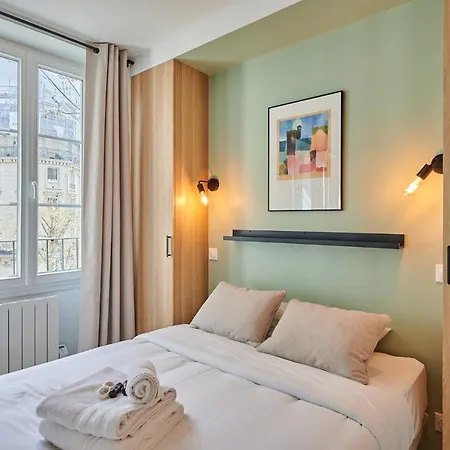 Center Of By Prestige Paris