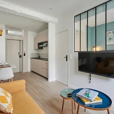 Center Of By Prestige